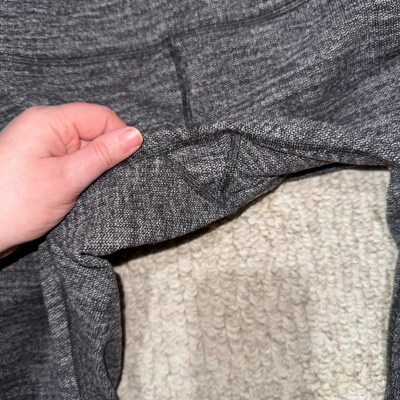 😍Lululemon athletica Black Leggings size 10 - Picture 3 of 7